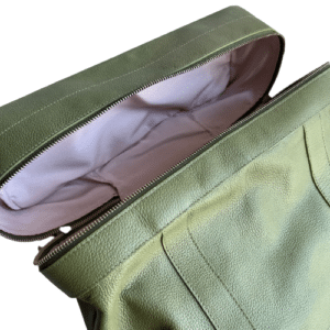 bolsa em couro na moda verde militar Vipelle